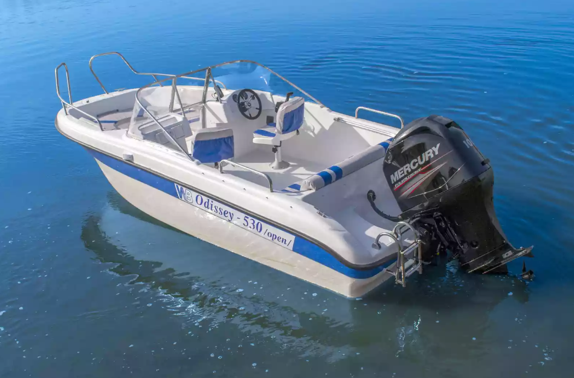 Стеклопластиковый катер Neman-530 Open в Чебоксарах