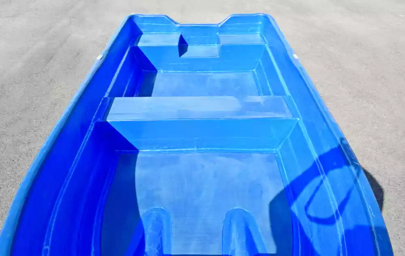 Стеклопластиковая лодка Neman-340 (тримаран) в Чебоксарах