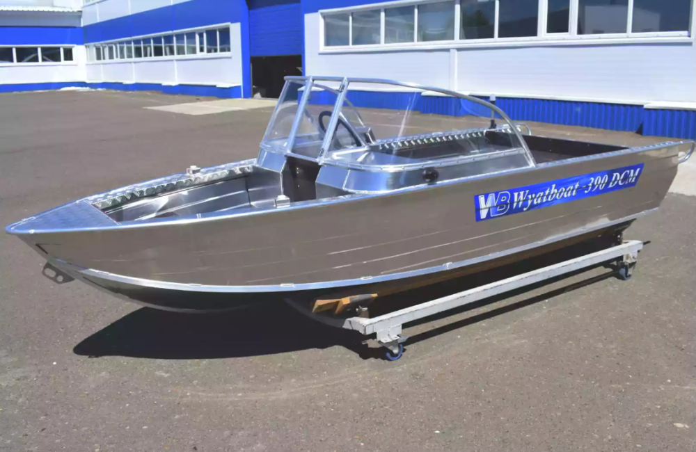 Алюминиевая лодка Wyatboat-390 DCM в Чебоксарах