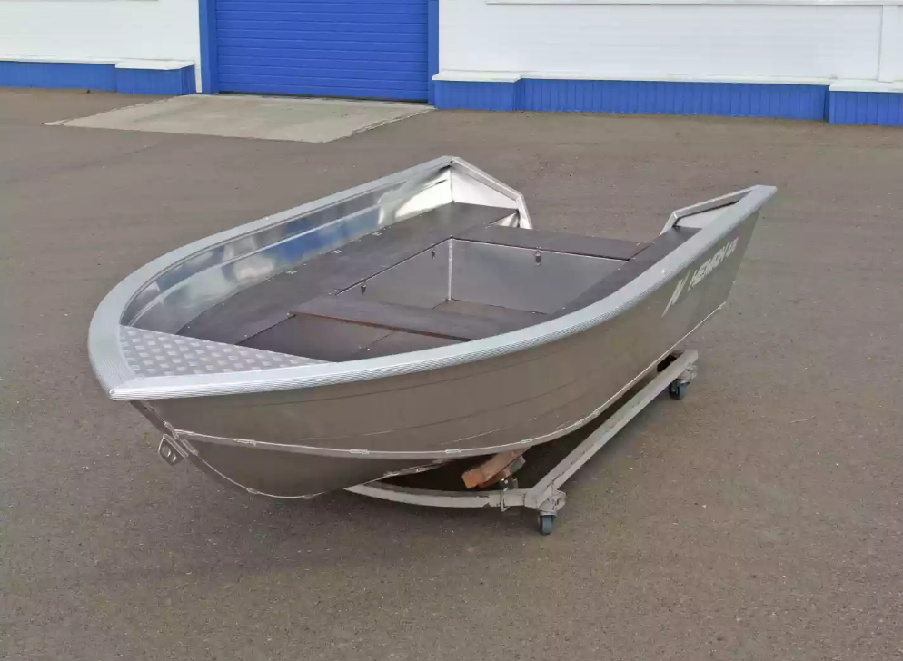 Алюминиевая лодка  Неман-420 в Чебоксарах