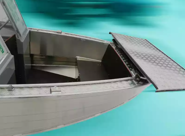 Алюминиевый катер Wyatboat-430T DCM Трансформер в Чебоксарах