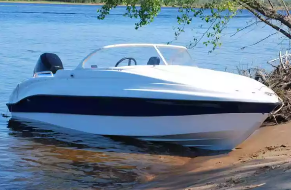 Стеклопластиковый катер Neman-500 Р в Чебоксарах