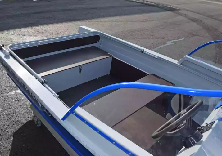 Алюминиевый катер Wyatboat-390 Pro в Чебоксарах