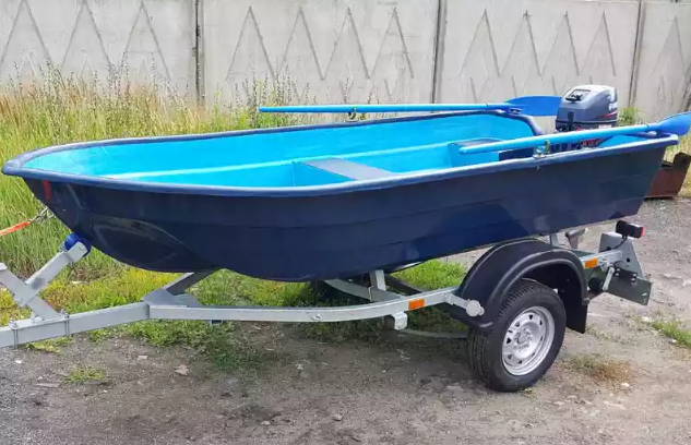 Стеклопластиковая лодка Neman-340 (тримаран) в Чебоксарах