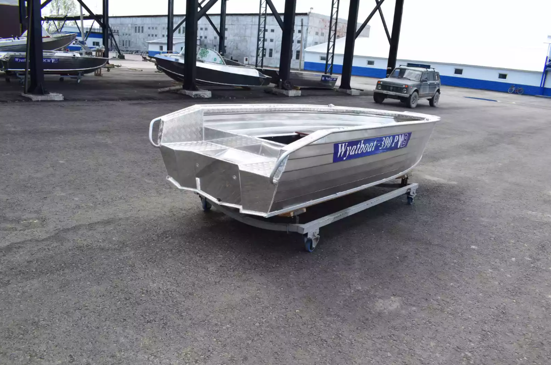 Алюминиевая лодка Wyatboat-390Р Увеличенный борт в Чебоксарах
