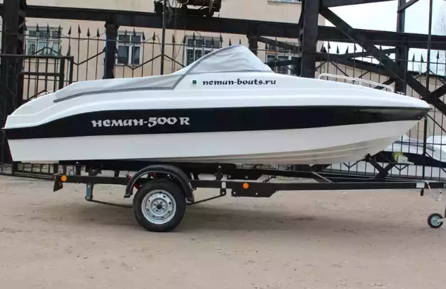Стеклопластиковый катер Neman-500 Р в Чебоксарах