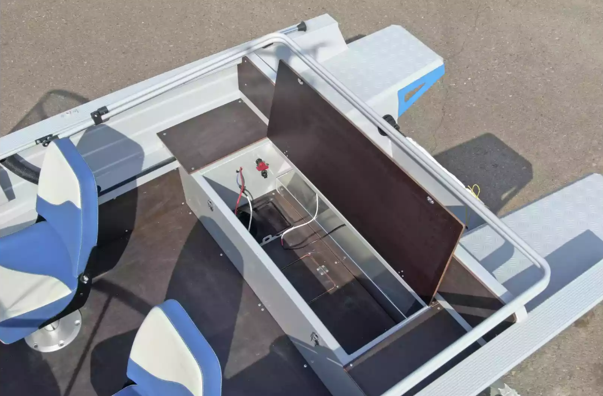 Алюминиевый катер Неман-420 DCM NEW в Чебоксарах