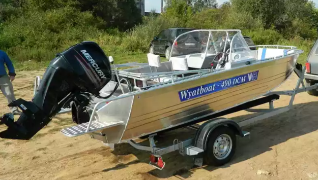 Алюминиевый катер Wyatboat-490 DCM в Чебоксарах