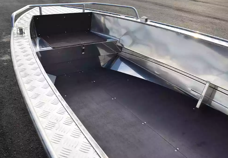 Алюминиевый катер Wyatboat-430 C в Чебоксарах