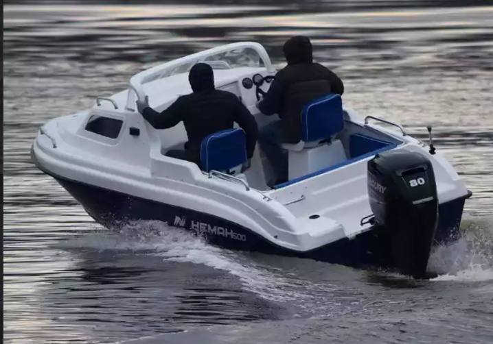 Комбинированный катер Neman-500 с каютой в Чебоксарах