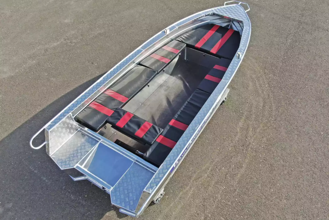 Алюминиевая лодка Wyatboat-390РМ увеличенный борт в Чебоксарах