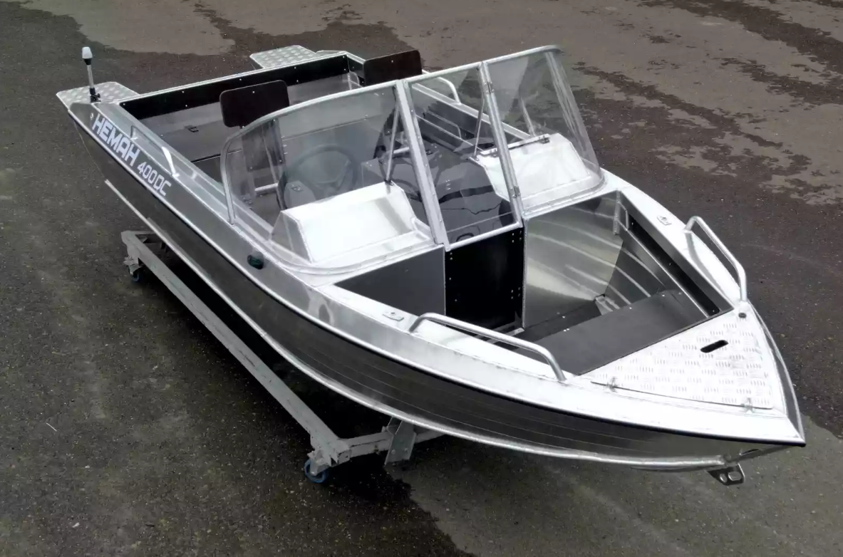 Алюминиевый катер Neman-400 DC в Чебоксарах