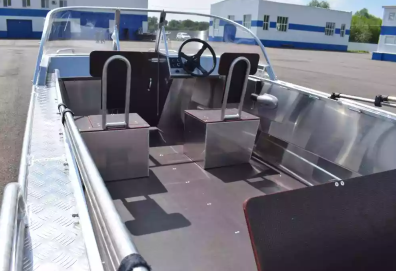 Алюминиевый катер WYATBOAT-550 DCM в Чебоксарах