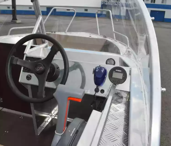 Алюминиевый катер Неман-500 DCM в Чебоксарах