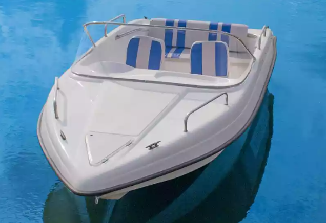 Стеклопластиковый катер Wyatboat-3 У в Чебоксарах