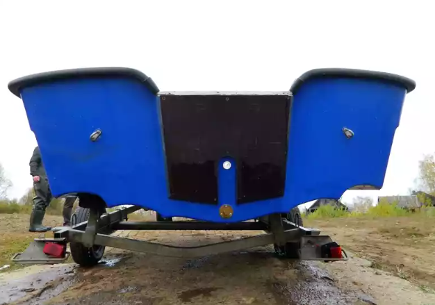 Стеклопластиковый катер Тримаран Wyatboat 430 C в Чебоксарах