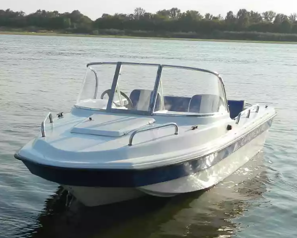 Стеклопластиковый катер Wyatboat-430 M (тримаран) в Чебоксарах