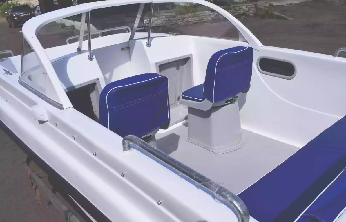 Стеклопластиковый катер Neman-500 Open в Чебоксарах