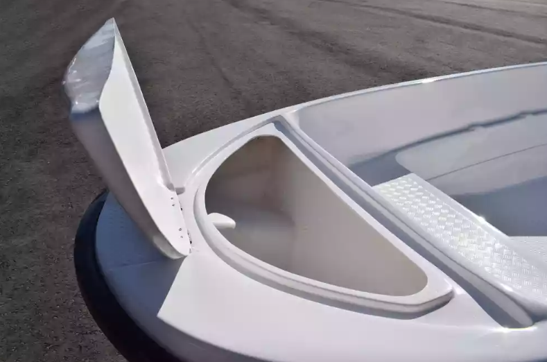 Стеклопластиковая лодка Пингвин (тримаран) в Чебоксарах