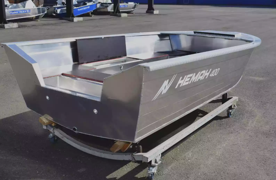 Алюминиевая лодка Неман-400 Р PRO в Чебоксарах