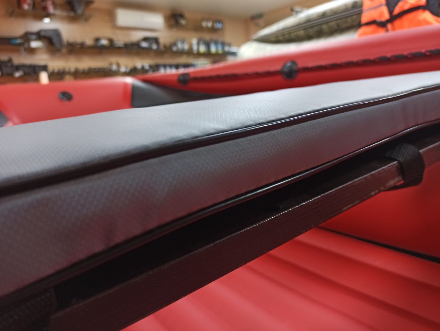 КОМПЛЕКТ МЯГКИХ НАКЛАДОК С СУМКОЙ ДЛЯ ЛОДОК 90Х20 СЕРЫЙ в Чебоксарах