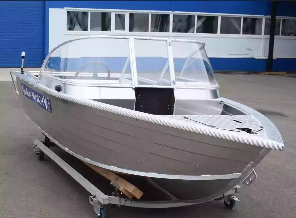 Алюминиевая лодка Wyatboat-390 DCM Увеличенный борт в Чебоксарах