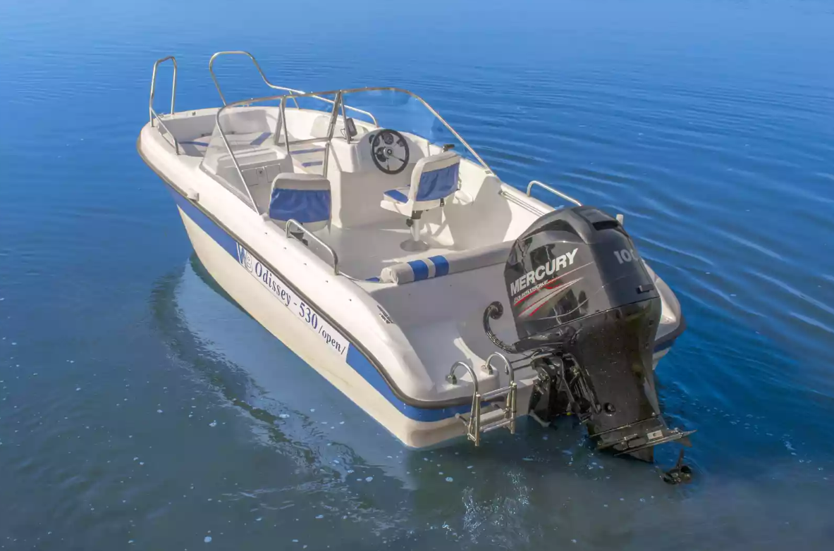 Стеклопластиковый катер Neman-530 Open в Чебоксарах