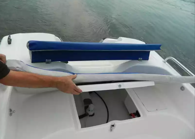 Стеклопластиковый катер Wyatboat-430 DCM (тримаран) в Чебоксарах