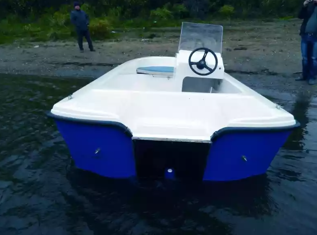 Стеклопластиковый катер Тримаран Wyatboat 430 C в Чебоксарах