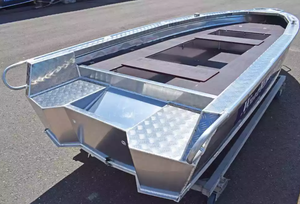 Алюминиевая лодка Wyatboat-390РМ в Чебоксарах