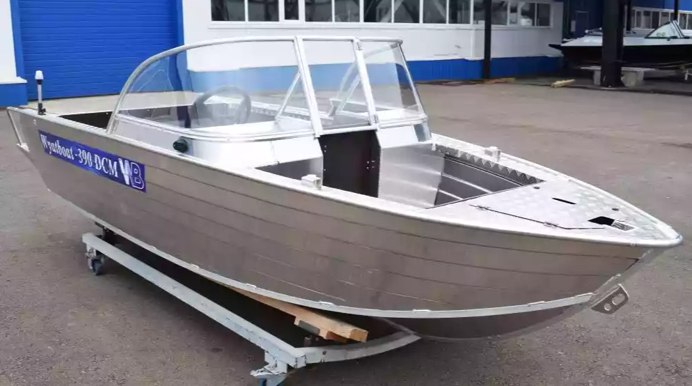 Алюминиевая лодка Wyatboat-390 DCM Увеличенный борт в Чебоксарах