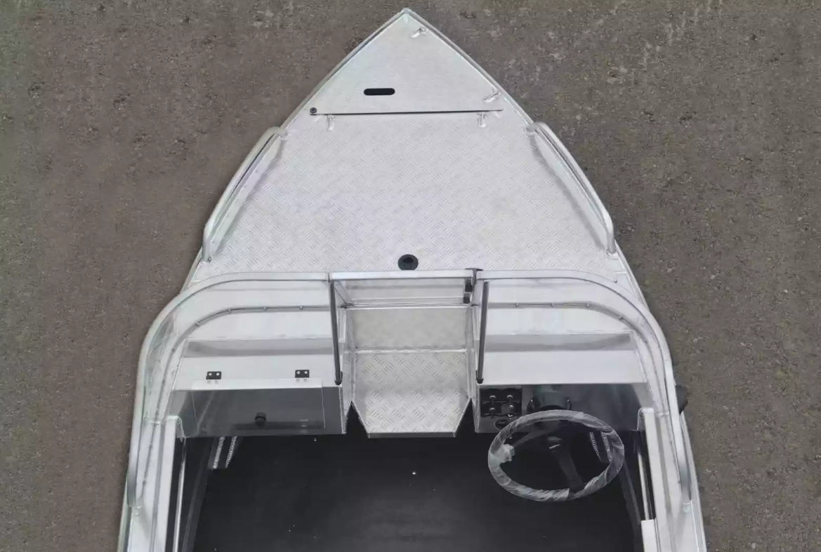 Алюминиевый катер Neman-400 PRO в Чебоксарах