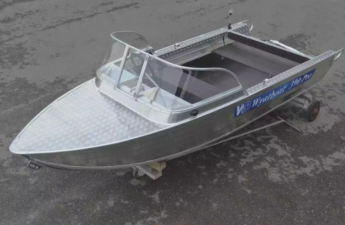 Алюминиевый катер Wyatboat-390 Pro в Чебоксарах