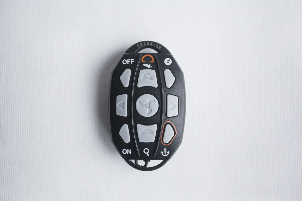 Лодочный электромотор якорь Haswing Cayman B, GPS, 12V, 55Lbs, нога 137 мм в Чебоксарах