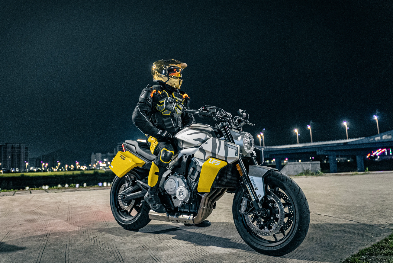 Мотоцикл Benda LFS 700 в Чебоксарах