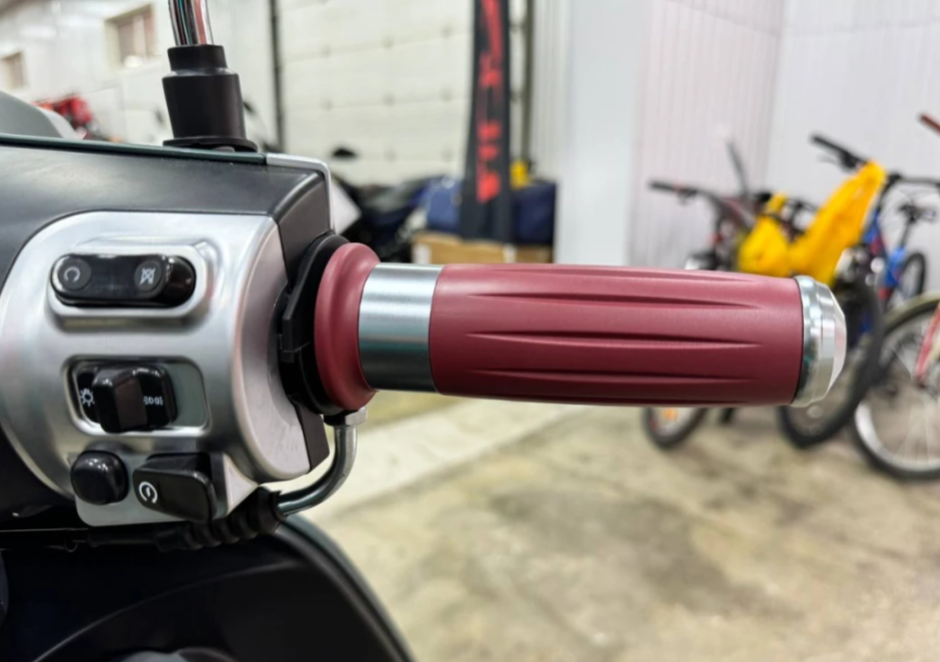 Скутер PROMAX Miami 240 (49) в Чебоксарах