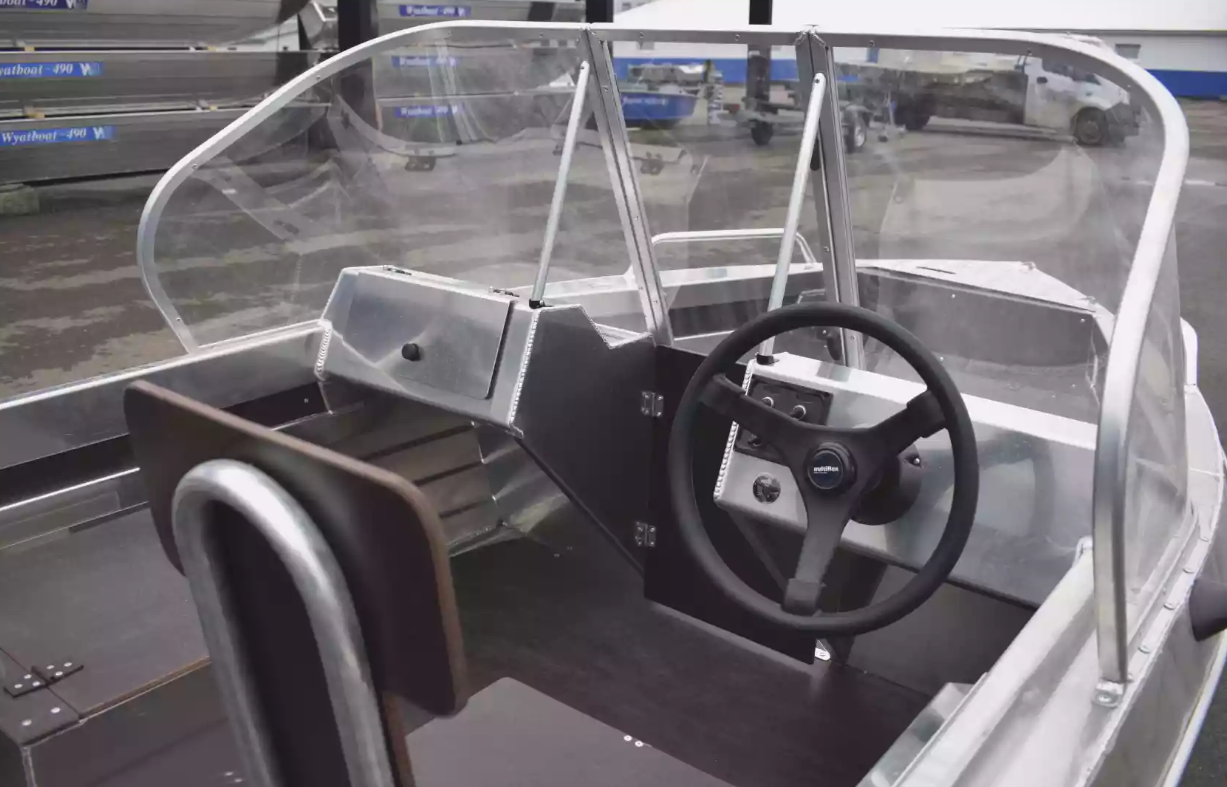 Алюминиевый катер Neman-400 DC в Чебоксарах