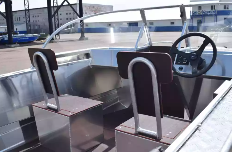 Алюминиевый катер WYATBOAT-550 DCM в Чебоксарах
