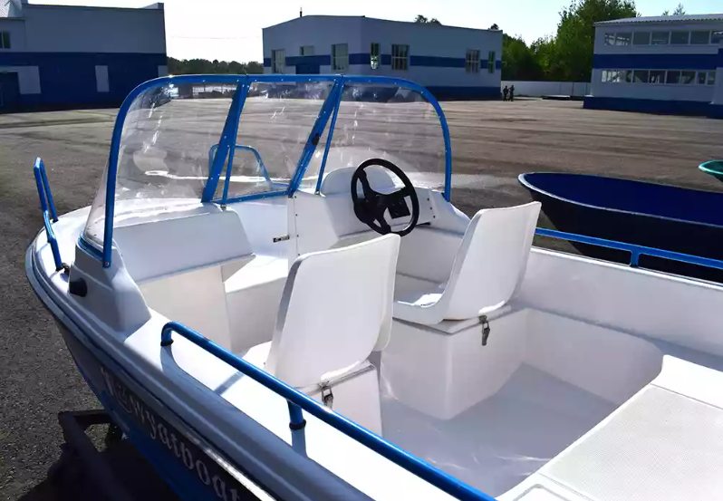 Комбинированный катер Wyatboat-430 DC в Чебоксарах