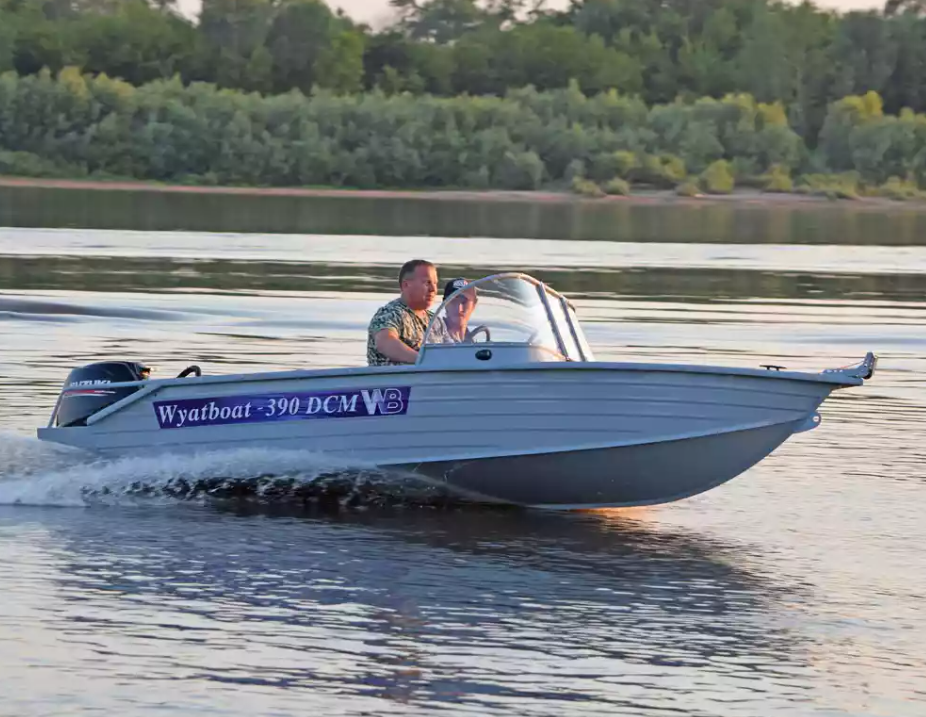 Алюминиевая лодка Wyatboat-390 DCM в Чебоксарах