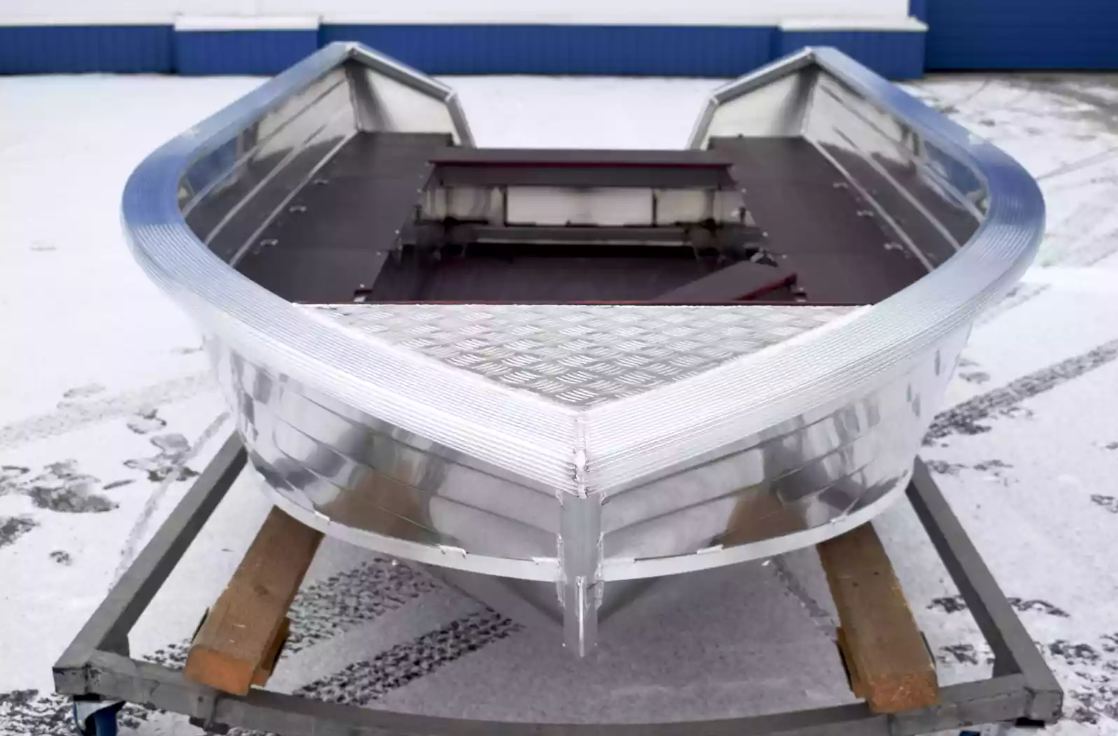 Алюминиевая лодка Неман-400 в Чебоксарах