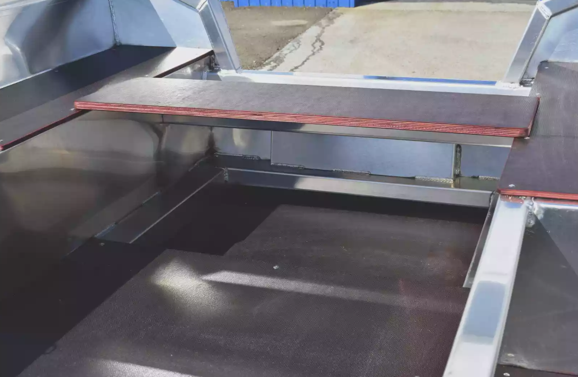 Алюминиевая лодка Неман-400 Р PRO в Чебоксарах