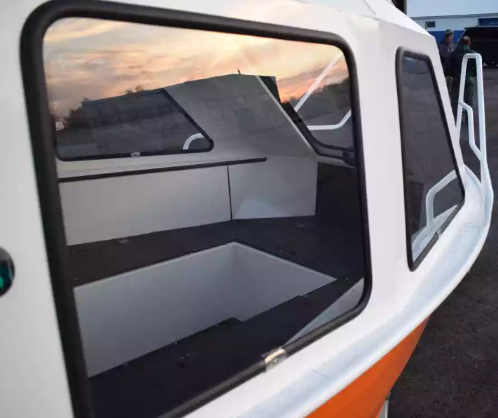 Алюминиевый катер Неман-500 (каютный) в Чебоксарах