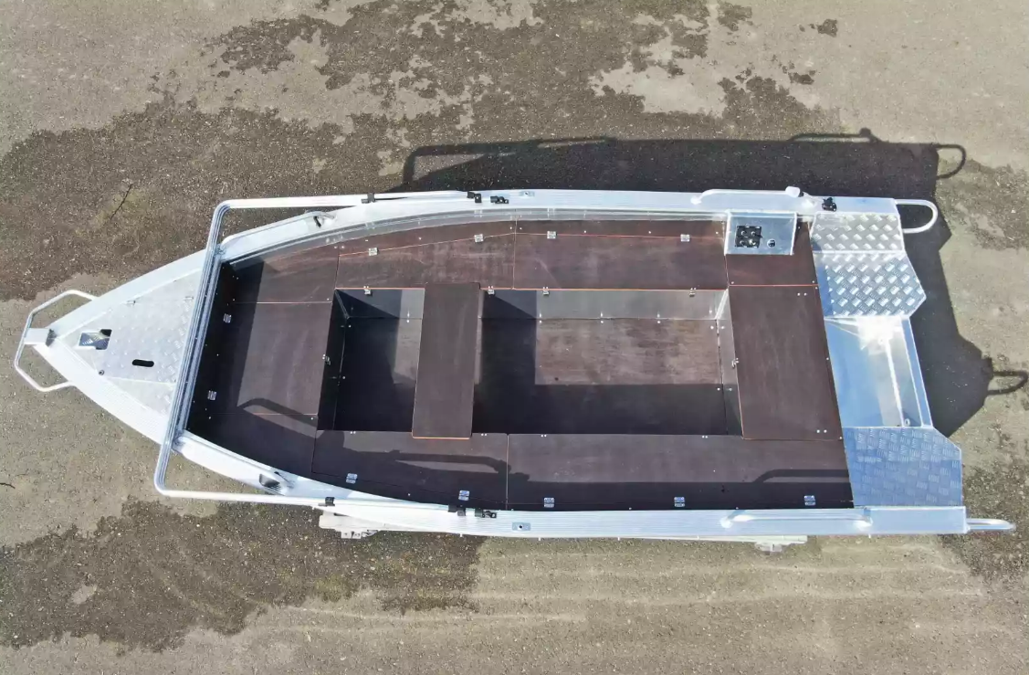 Алюминиевая лодка Wyatboat-390РМ в Чебоксарах