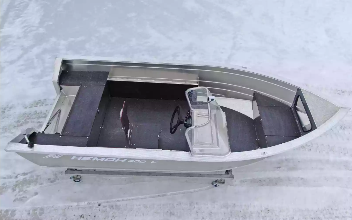 Алюминиевый катер Неман-400 С в Чебоксарах