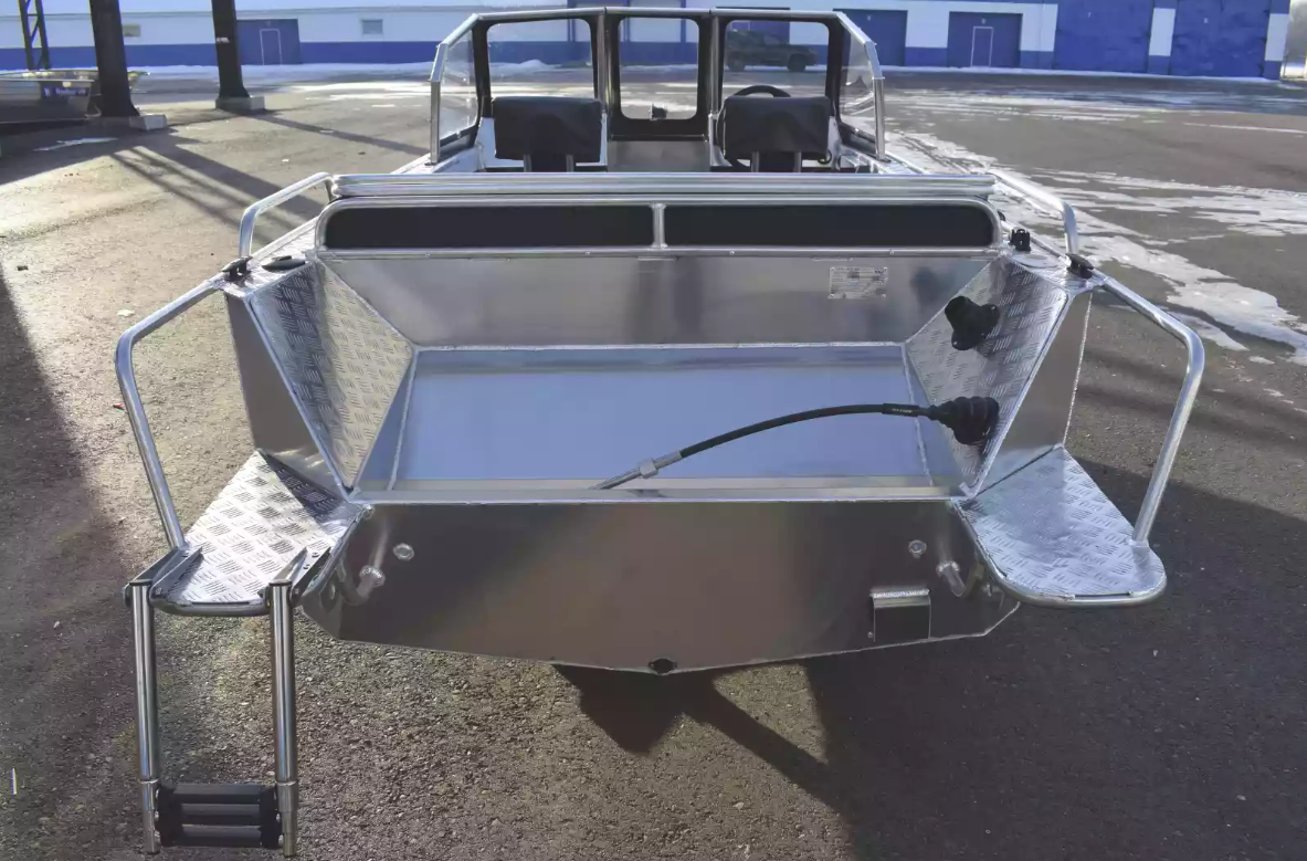 Алюминиевый катер Wyatboat-490 DCM Pro в Чебоксарах