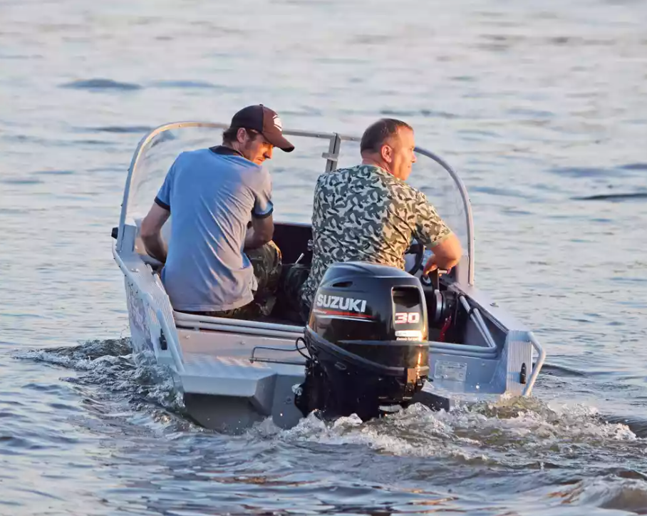 Алюминиевая лодка Wyatboat-390 DCM в Чебоксарах