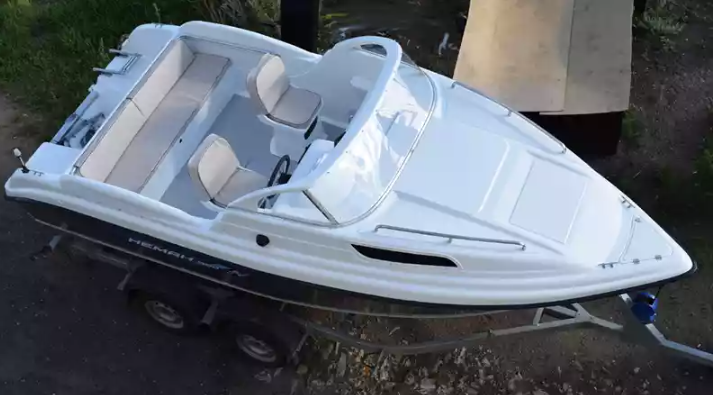 Комбинированный катер Neman-550 с каютой в Чебоксарах