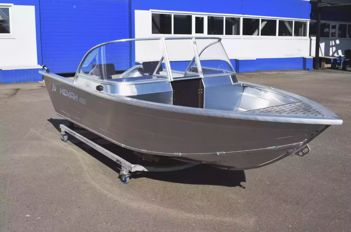 Алюминиевая лодка  Неман-400 DCM в Чебоксарах
