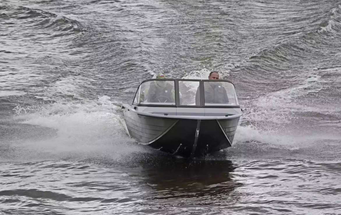 Алюминиевый катер Неман-450 DC NEW в Чебоксарах